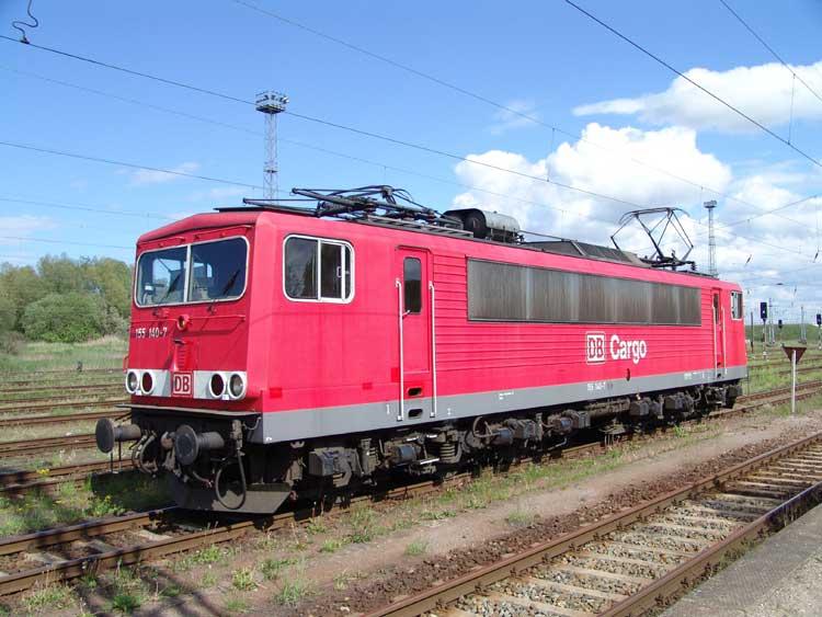 Die 155 140-7 in der Ausfahrgruppe WRS kurz vor dem Bespannen von 62041 nach Stendell.(18.05.05)