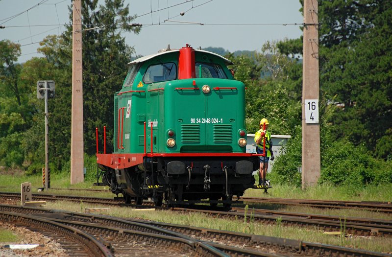 Die 2048 024 der Steiermarkbahn war heute in Korneuburg (N) zu Gast. Die Aufnahme entstand am 01.08.2009.