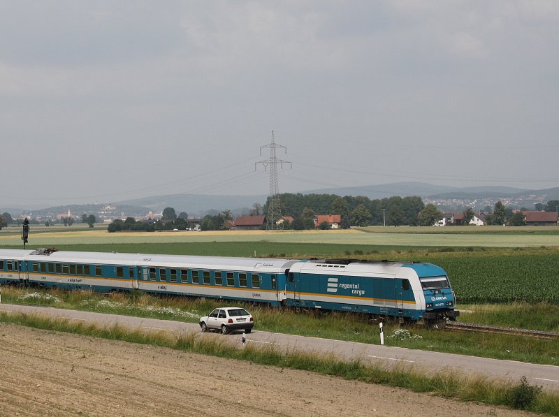 Die 223 072 am 26.06.2009 unterwegs mit dem ALEX bei Richt.