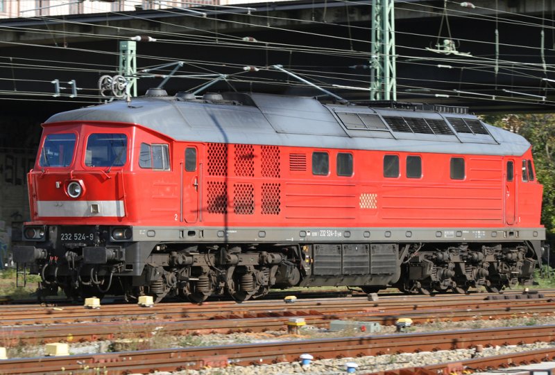 Die 232 524-9 rangiert in Cottbus HBF, aufgenommen am 19.10.2009