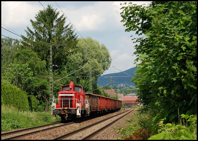 Die 363 681 zog am 06.Juni 2008 den FZT 56090 von Aalen nach Aalen-Essingen. Aufgenommen in Aalen.