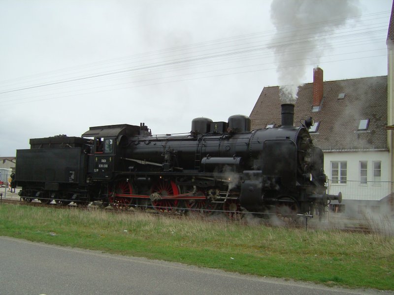 Die 638 1301 am 06.04.2008 in Pocking. 