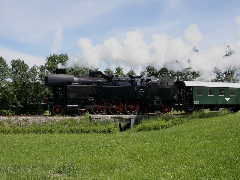 Die 78 618 am 31.05.2009 unterwegs auf der Museumsbahn Ampflwang Timelkam.