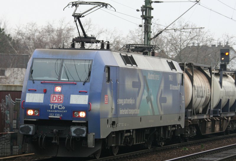Die Albatros 152 138-4 durchfuhr Kln Ehrenfeld mit einem Gterzug am 23.12.2008 nach Aachen West