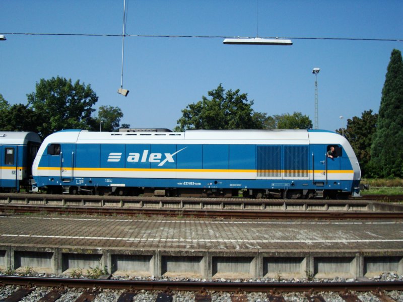 Die Alex BR 223 063 verlsst soeben Lindau am 30.08.21008