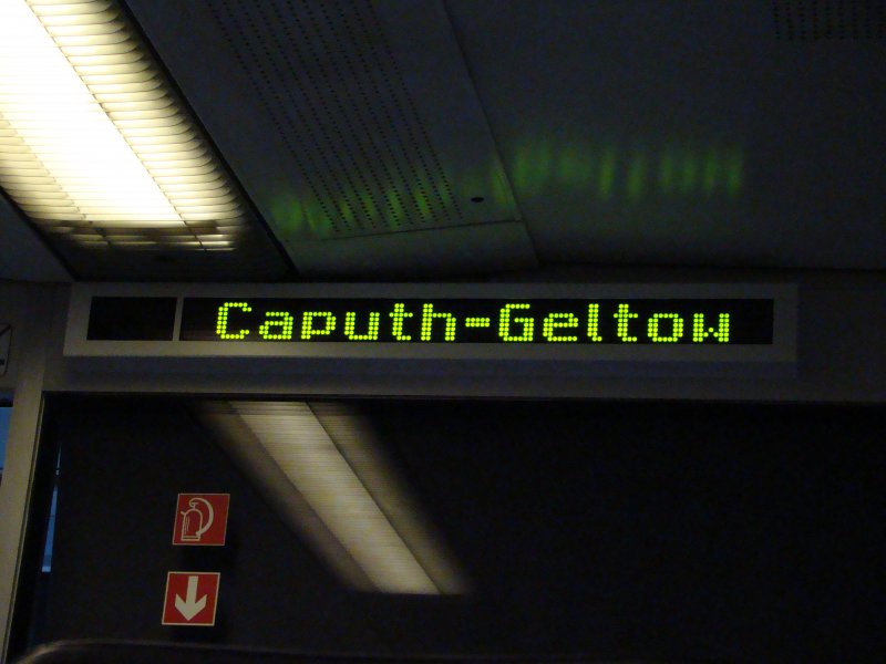 Die Anzeige fr den nchsten Bahnhof. In Krze erreichen wir Caputh-Geltow.