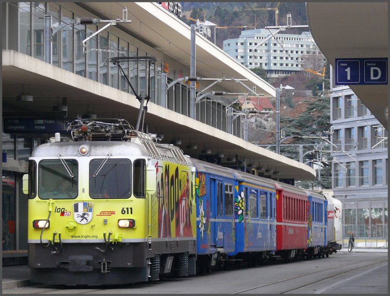 Die Arosabahn in ihrer ganzen, bunten Vielfalt abfahrbereit in Chur. (22.11.2007)