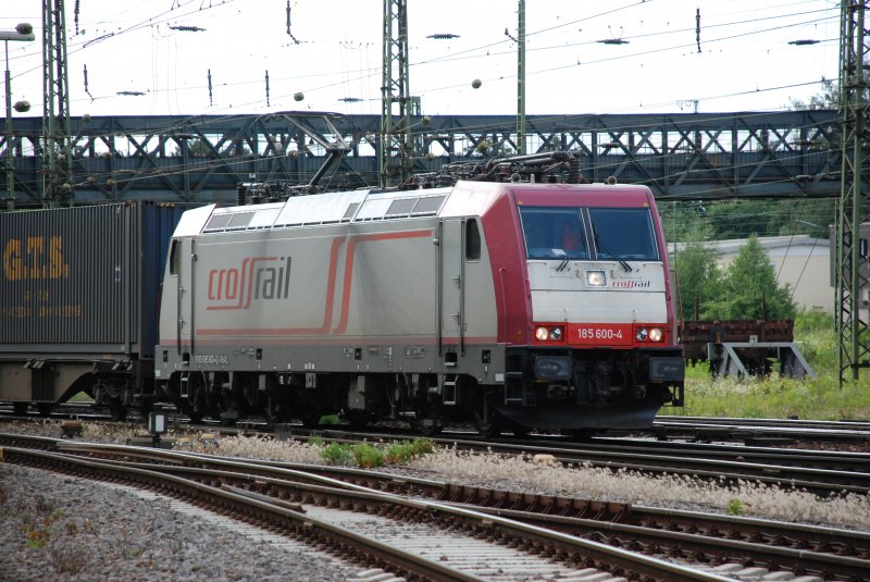 Die BR 185 600 von Crossrail unterwegs in Karlsruhe am 12.06.2009.