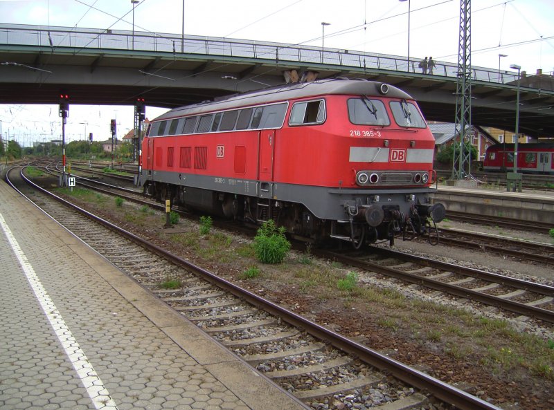 Die BR 218 385-3 am 07.09.2007 in Regensburg HBF. 