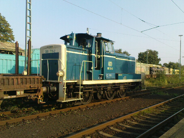 Die Br 365 der RSE beim Rangieren in Bonn-Beuel