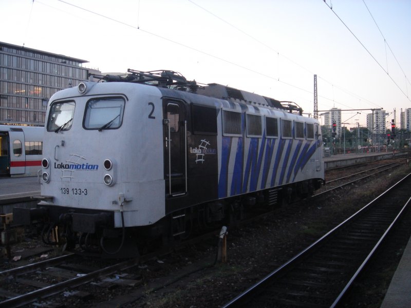 Die Br.139 133-3 von Lokomotion stand am 30.04.07 im Stuttgart Hbf abgestellt.