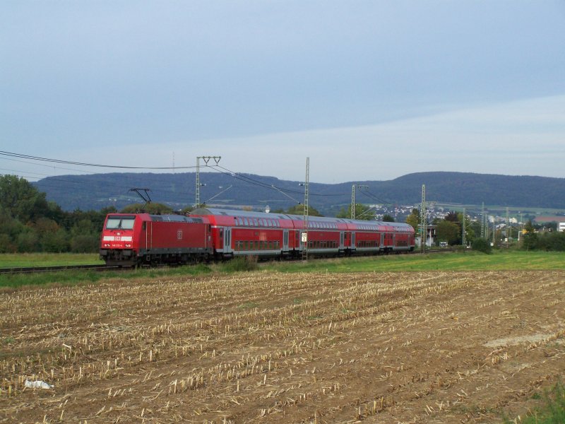 Die Br.146 213 fuhr mit einem Regionalexpress von Stuttgart Hbf nach Aalen und zur�ck. Hier bei der Einfahrt des Kreisstadt Aalen. Aufgenommen am 21.September 2007