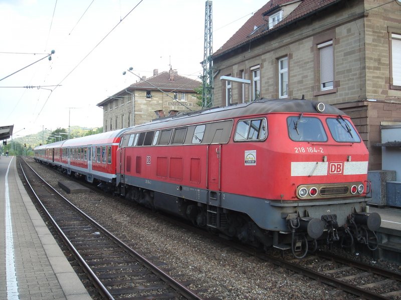 Die BR.218 164-2 fuhr am 06.05.07 mit ihrem Sonder-Fahrradzug von Aalen nach Endersbach. Hier im Bahnhof Endersbach.