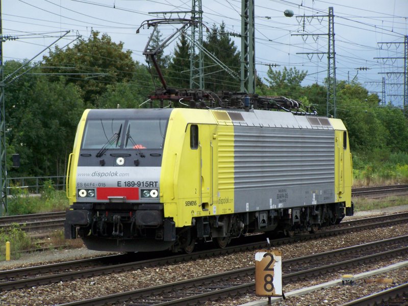 Die E 189-915RT fuhr am 9.August 2007 als Lokfahrt durch den Bahnhof Mnchen-Pasing.