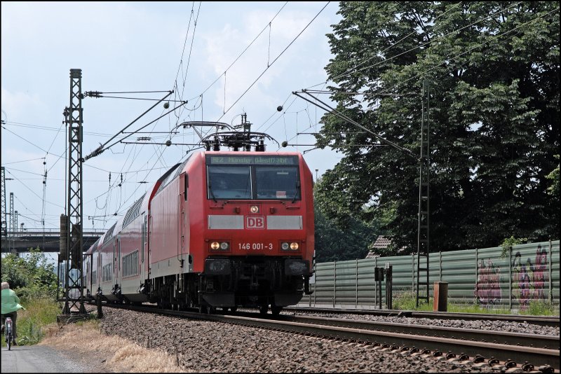 Die ehemalige Ludwigshafener 146 001 (9180 6 146 001-3 D-DB) hat seit 2006 in NRW eine neue Heimat gefunden. Am 15.06.2008 bespannt sie den RE2 (RE 10219)  Rhein-Haard-EXPRESS , von Mnchengladbach Hbf nach Mnster(Westf)Hbf, und verlsst den Bahnhof Haltern am See.