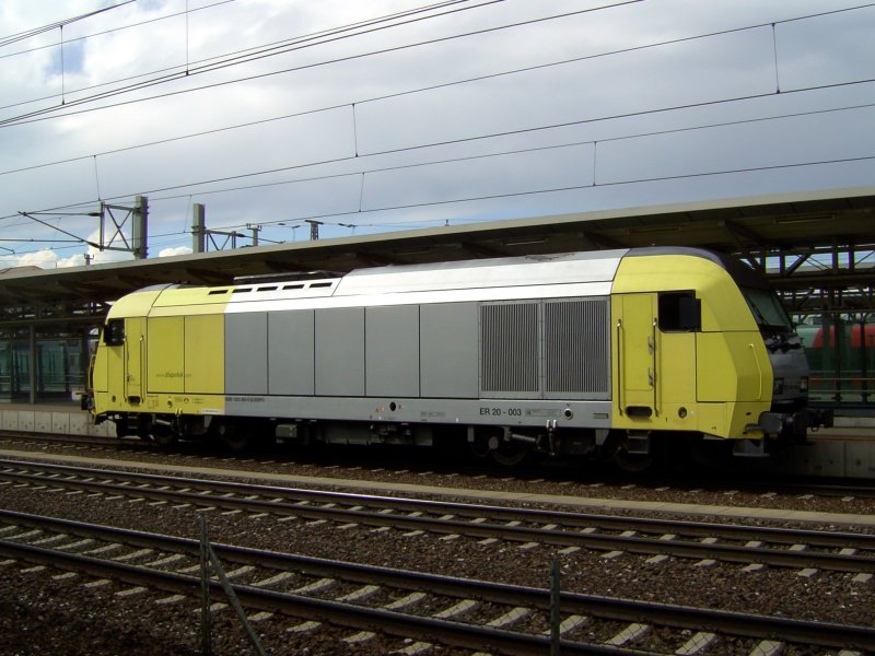 Die ER 20 003 am 19.04.2008 in St. Valentin.