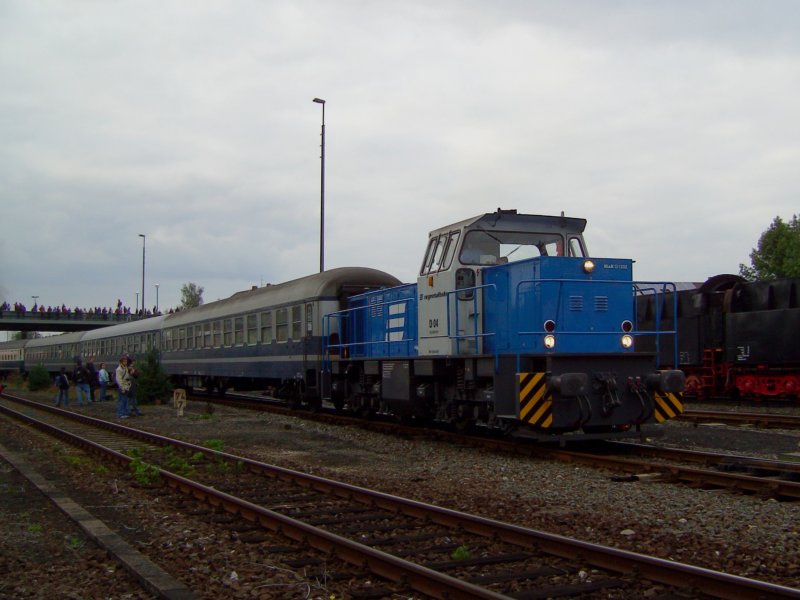 Die G 1202 der Regentalbahn am 20.09.2008 beim Zusammenrangieren der Sonderzge in Neuenmarkt-Wirsberg. (160 Jahre Schiefe Ebene) 