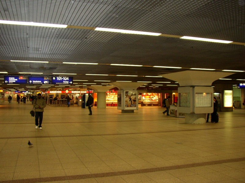Die Hauptbahnhof-Passage von Frankfurt am Main Hbf. 11.02.08