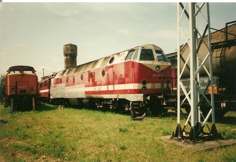 Die jetzige DB-Museumslok 219 158.1999 stand Sie mit leichten Schden im Bw Seddin.