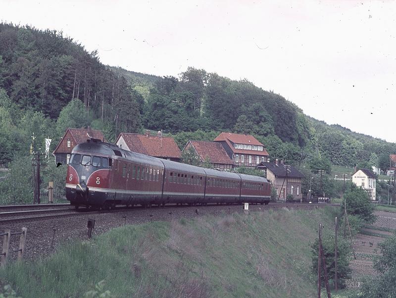 Die Kurve bei Orxhausen mit VT 12