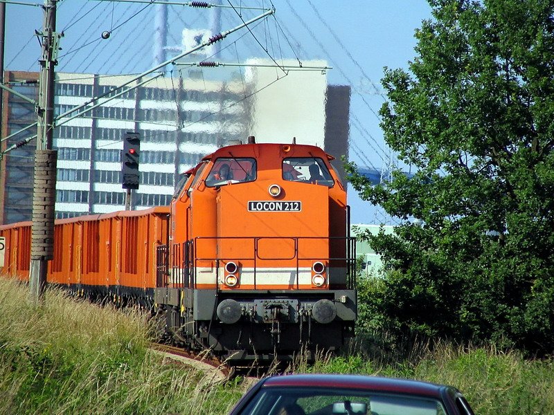 Die Locon 212 von der Insel Rgen in Richtung Neubrandenburg mit Kreide