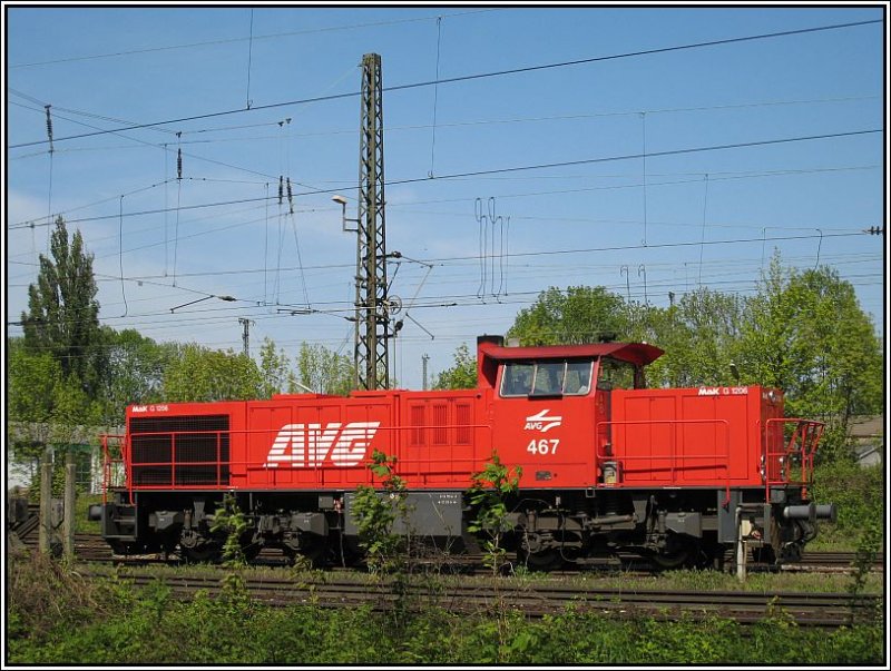 Die Lok 467 (Typ MaK G 1206) der Albtal Verkehrsgesellschaft steht am 04.05.2008 im Rangierbahnhof von Karlsruhe.