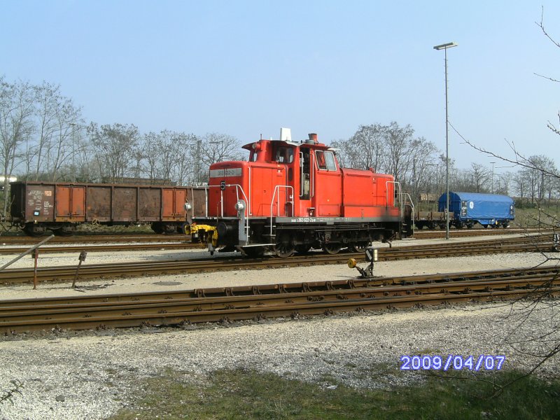 Die Maschener Rangierlok 363 424 an 7. April 2009 vor der Gterwageninstandhaltung.