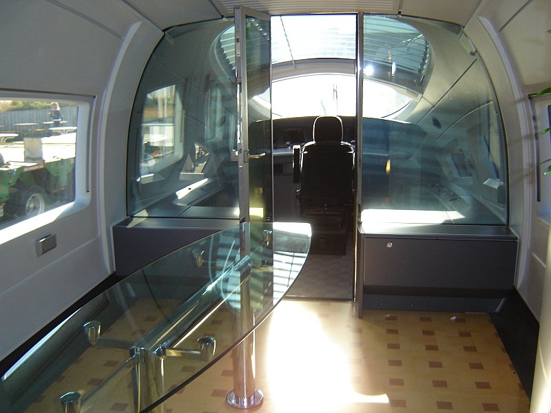 Die Panorama Longe des AVE 103  Velaro E . 