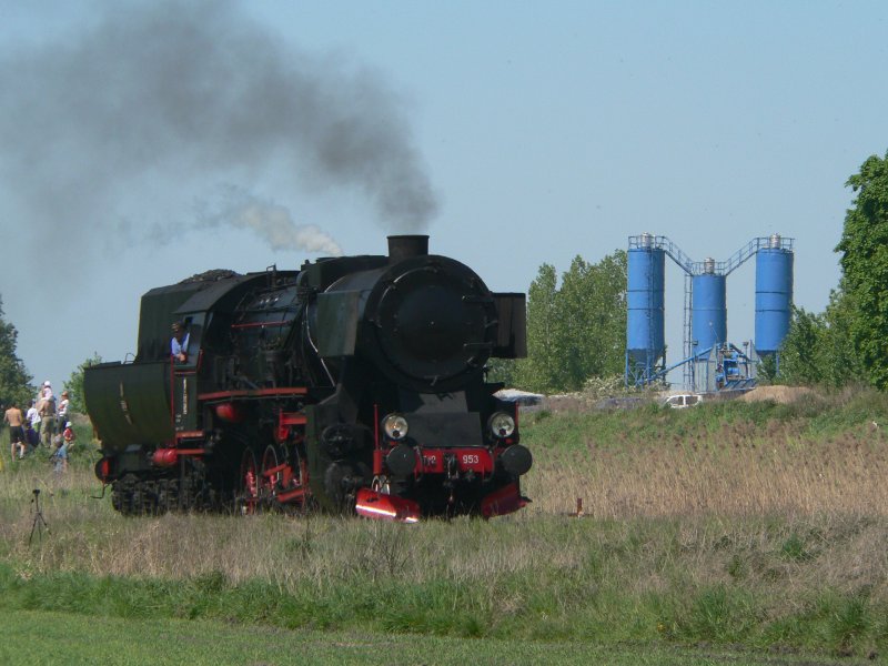 Die polnische Ty2-953 auf der Dampflokparade in Wolsztyn. 2.5.2009