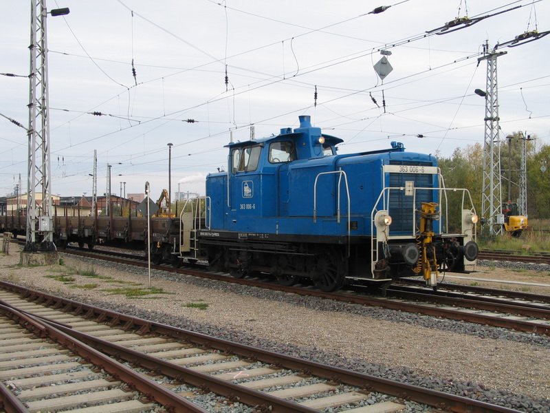 Die Pressnitztalbahn rangiert im Bahnhof Wismar. 24.10.2008