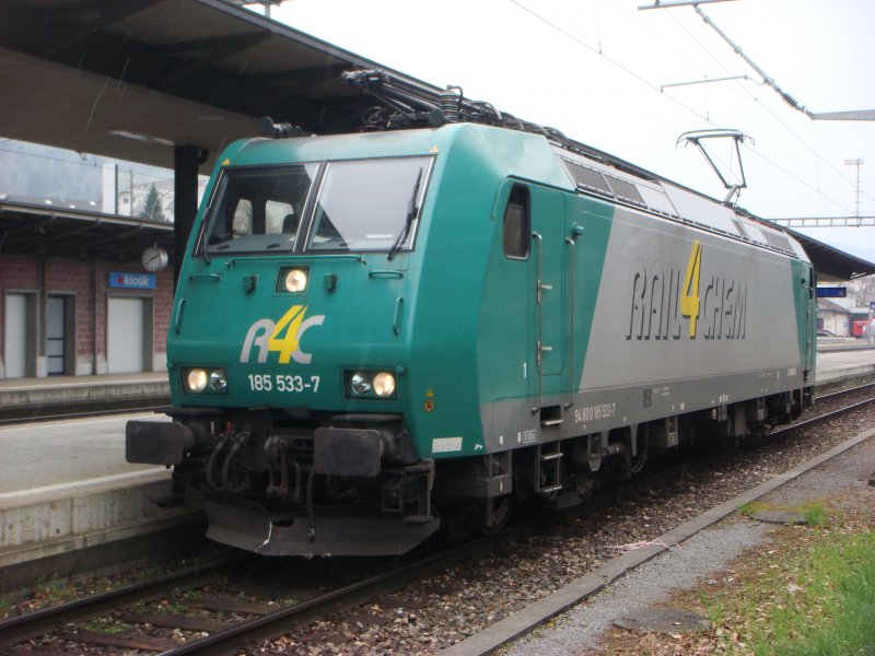 Die R4C BR 185 533 in Gisikon-Root am 09.04.2008.Nach diesem Schuss gab meine Sony-Kamera leider endg�ltig den Geist auf...