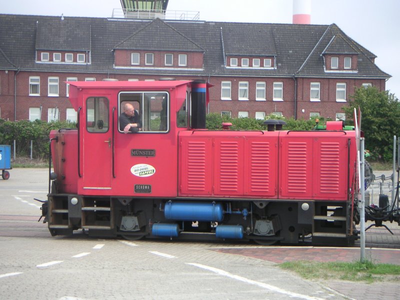 Die Raps�ldiesellok M�nster am 29.5.2007 im Borkumer Hafen