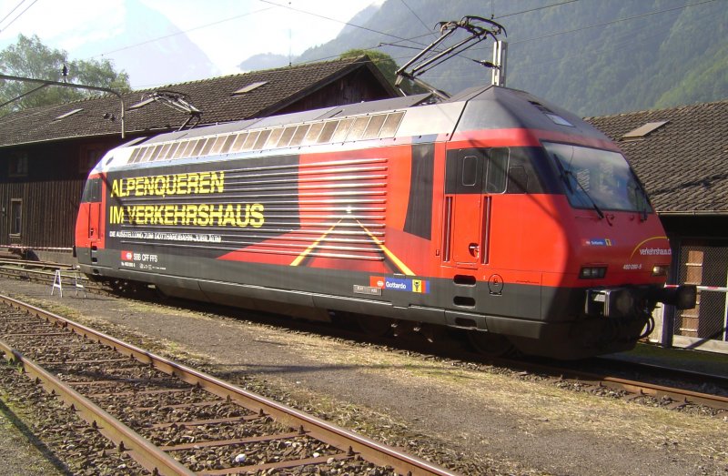 Die Re 460 080-5 bei den Gotthard Jubilum in Erstfeld am 08.09.2007 