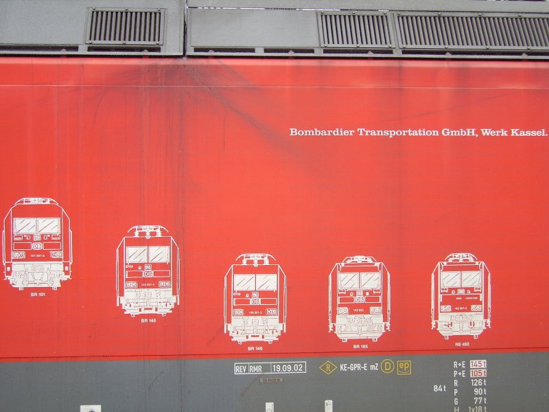 Die rechte Hfte der Werbung fr das Bombardier Werk in Kassel auf 185 090 am 15.08.08 in Singen(Htw).
