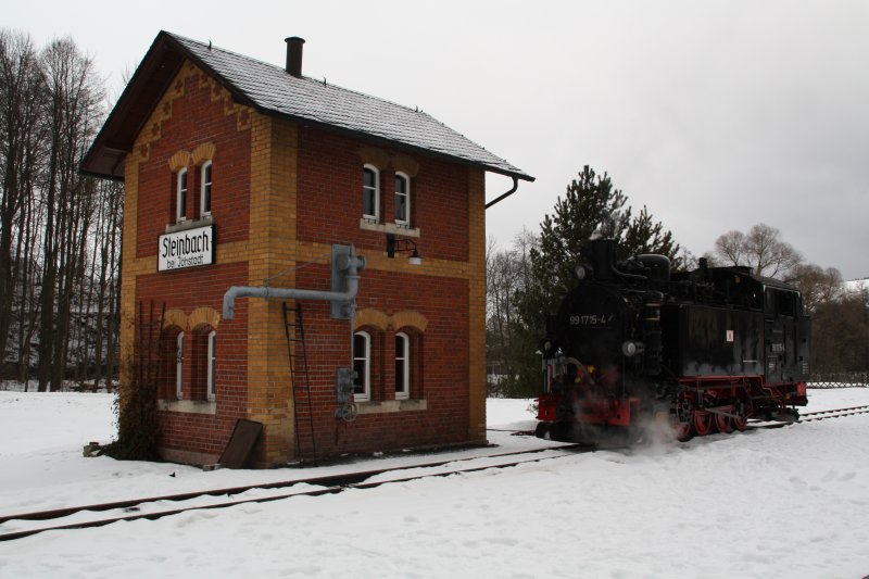 Die s�chsische VI K 99 1715-4 am 31.01.09 am Wasserhaus im Bahnhof Steinbach.