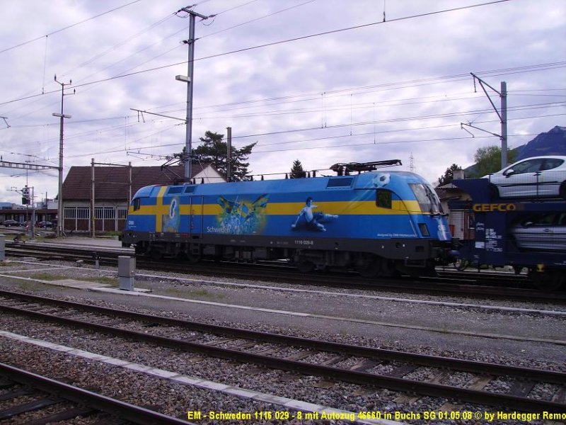 Die Schwedin 1116 029-8 bringt den Peugeot-Autozug nach Buchs SG, wovon er dann weiter nach Mulhouse Nord geht.
01.05.08