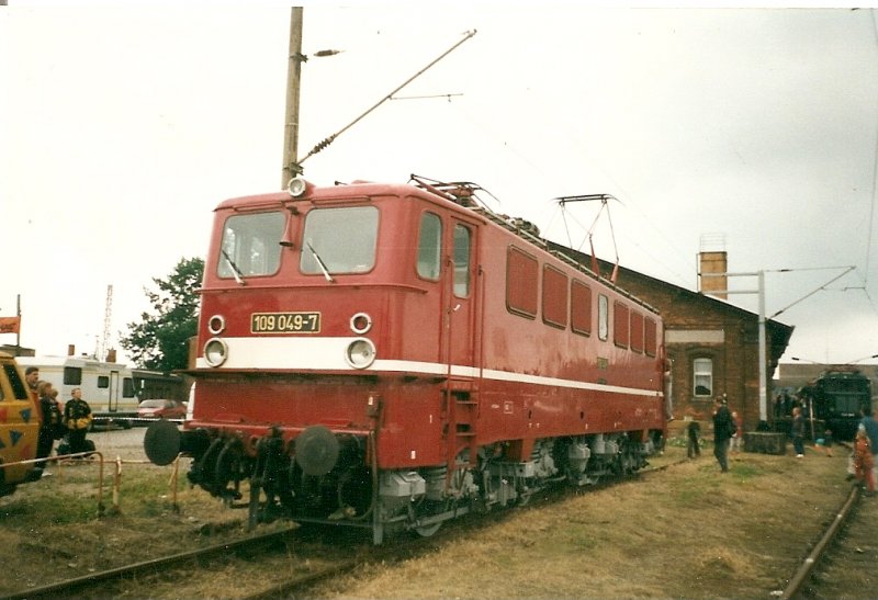 Die Stralsunder 109 049 konnte man auf vielen Ausstellungen im Norden bewundern.Am 11. und 12.Juni 1998 war Sie auf einer Lokausstellung in Wismar.