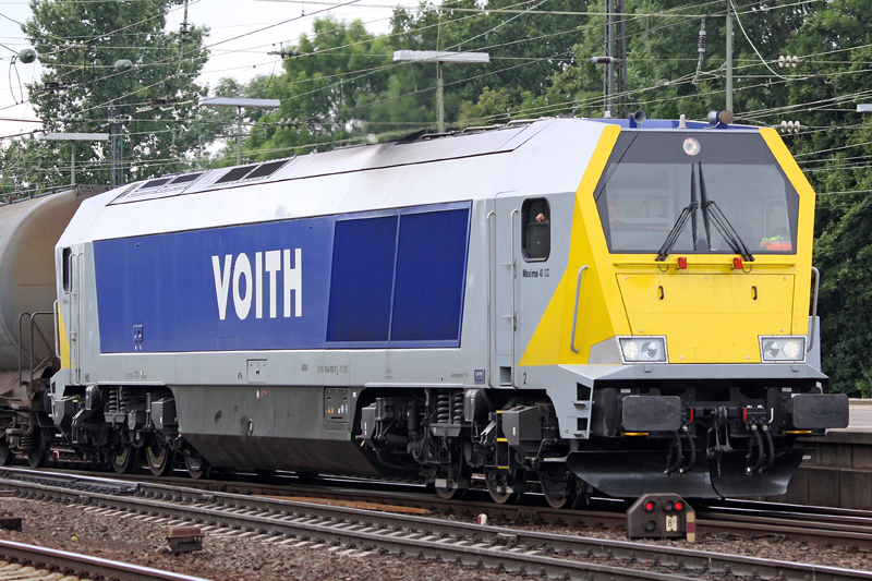 Die Voith Maxima 40 CC mit einen gemischten Gz in Mainz-Bischofsheim, am 04,06,09