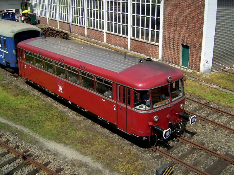 Die VT 98 der Passauereisenbahnfreunde am 03.05.2008 ausgestellt auf dem Gelnde der PEF in Passau. 