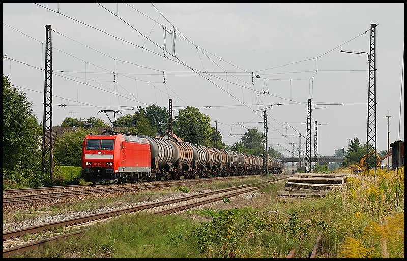 Diese 185er zieht einen ler gen Norden. Aufgenommen in den Sommerferien 2008 bei Haspelmoor.