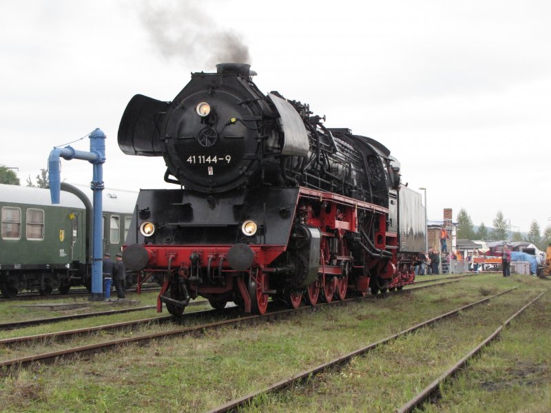 Diese BR 41 war fr Fhrestandsmitfahrten auf dem Eisenbahnfest in Weimar anfang Oktober verantwortlich.