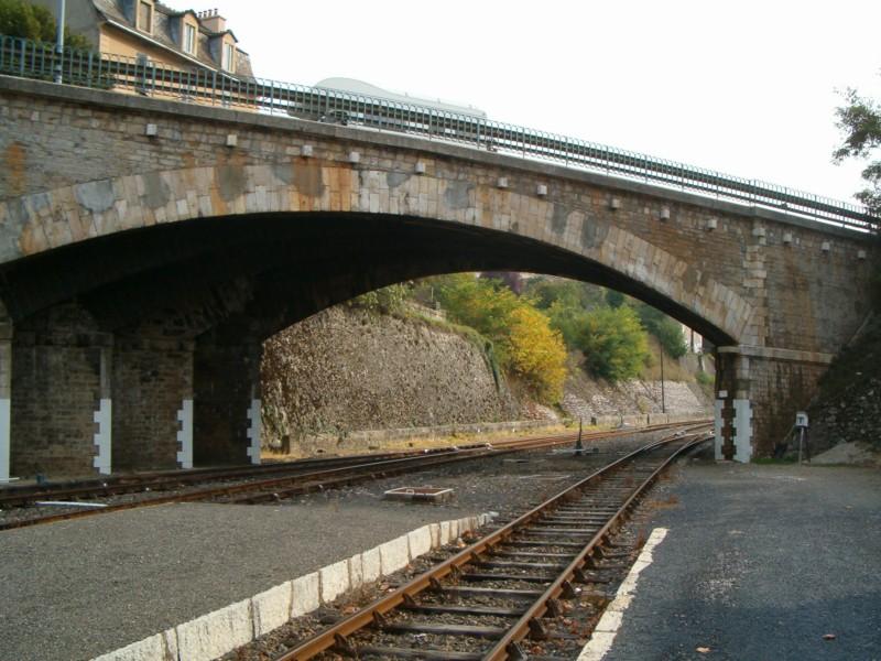 Diese Brcke fand ich noch Interessant, da sie schrg ber die Geleise fhrt...