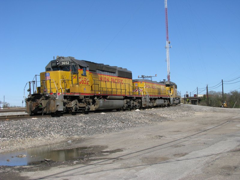 Diese drei Union Pacific Loks waren am 1.1.2008 auf einem Rangierbahnhof in Houston (Texas) abgestellt.