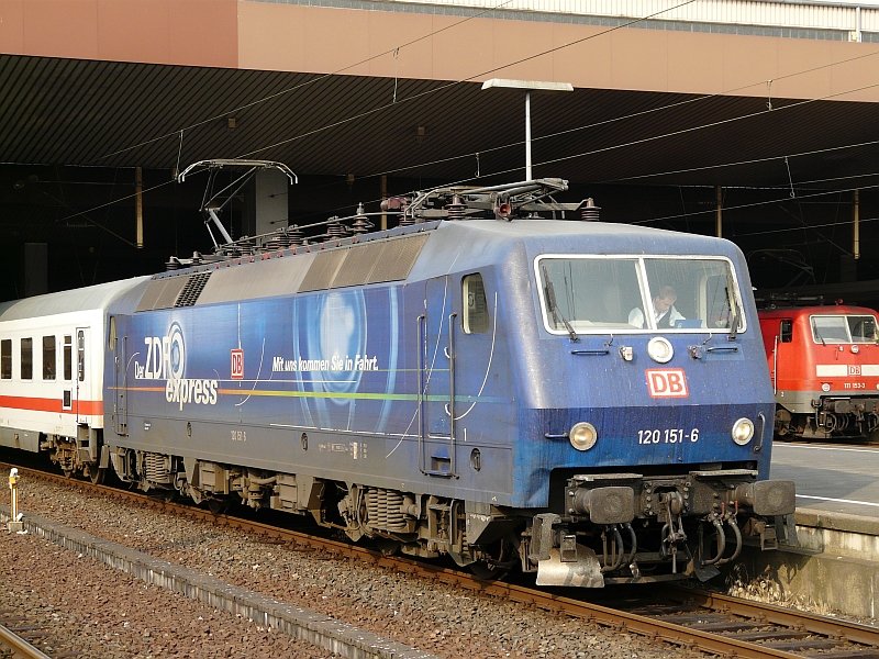 Diese Lokomotive zog einen Zug aus Stralsund nach D�sseldorf. Das Foto stammt vom 29.05.2008