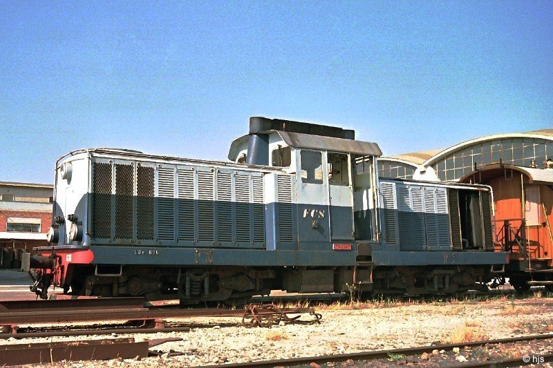 Diesel-elektrische Lok LDe 606, noch mit Eigentmerbezeichnung FCS, in Cagliari-Monserrato (14. September 1989). Breda/TIBB lieferten 1958 siebzehn Maschinen (LDe 600 - 616) an die FCS sowie weitere fnf (LDe 500 - 504) an die SFS.