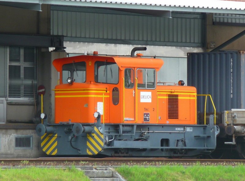 Diesel Rangierlok der Firma DELICA  Tm 2/2  2 (237 824-8)  .. Foto vom 18.04.2009