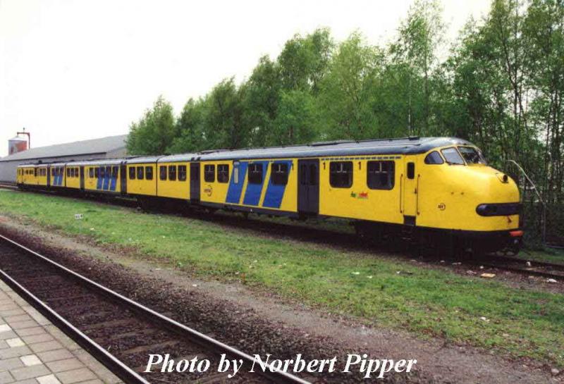 Diesel-Triebzug Plan T in Winterswijk  27 April 2000
