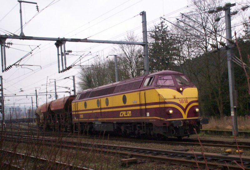 Diesellok 1818 verlsst mit einem Gterzug am 05.02.07 den Bahnhof von Ettelbrck in Richtung Luxemburg. 
