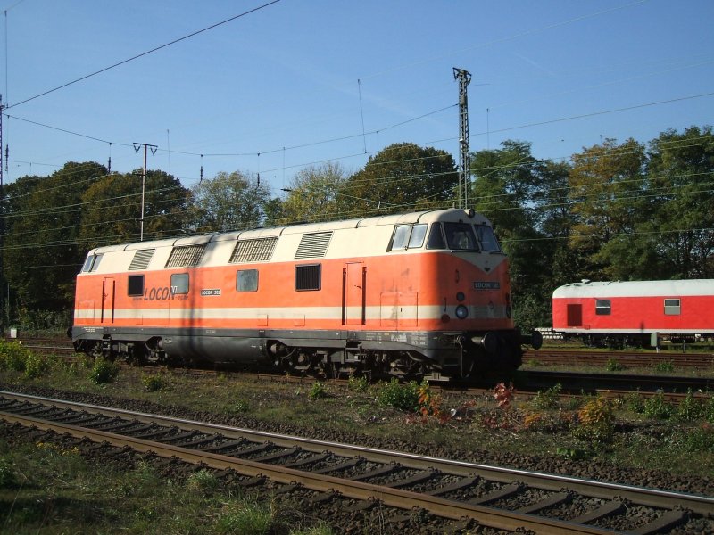 Diesellok LOCON 301 abgestellt in Wanne Eickel Hbf.(20.10.2007)