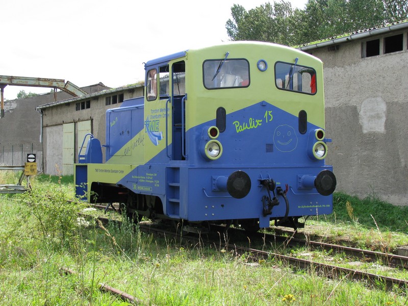 Diesellok der TME (ex V 22 B) im Bahnhof Rehna (NWM) 26.07.2009